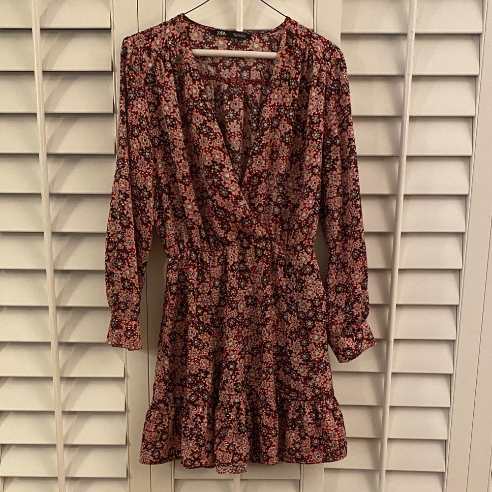 Zara floral long sleeve dress